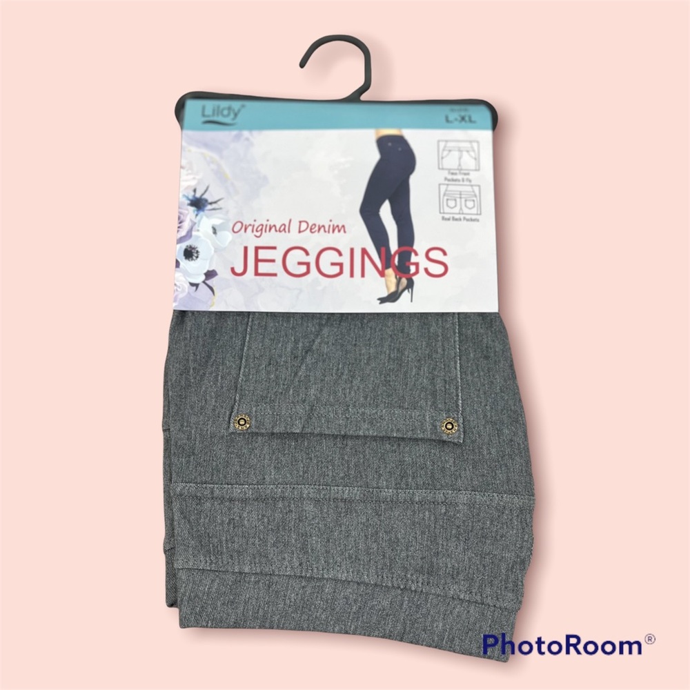 NWT Lildy Gray Jeggings Size L-XL